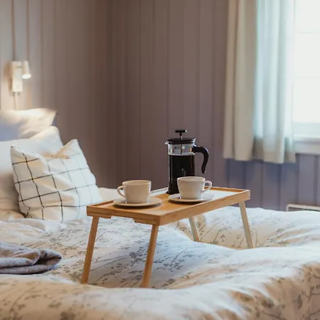 Medborod - A Unique * Халден